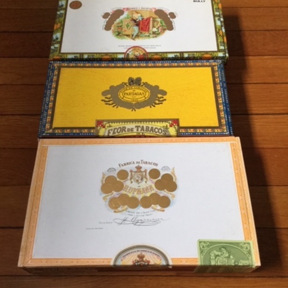Vintage Cigar Box Set of 3 Collectors Item - Picture 2 of 3